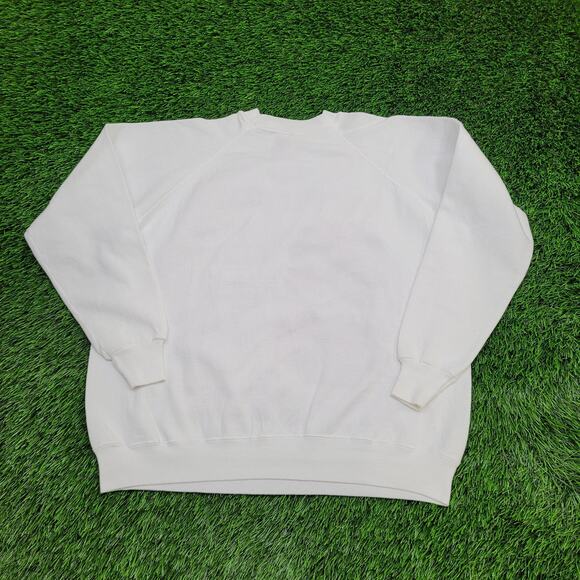 Vintage Daffy-Duck Sweatshirt Womens Large 23x23 Christmas - Picture 2 of 14